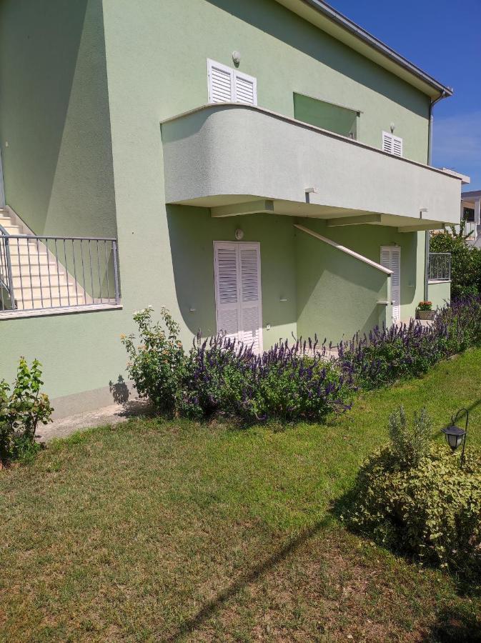 Apartments Valeria Kaštela Exterior foto